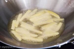 Celery leaves beef stir-fry with crispy fries
