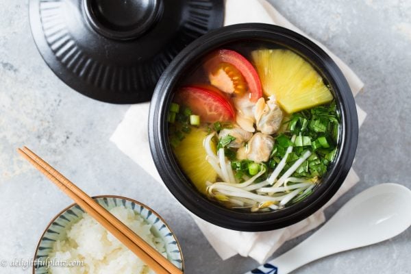 Vietnamese Sweet and Sour Clam Soup (Canh ngao chua) Vietnamese Sweet and Sour Clam Soup (Canh ngao chua) is light in body. However, it is full of sophisticated flavors while being so quick and easy to make.