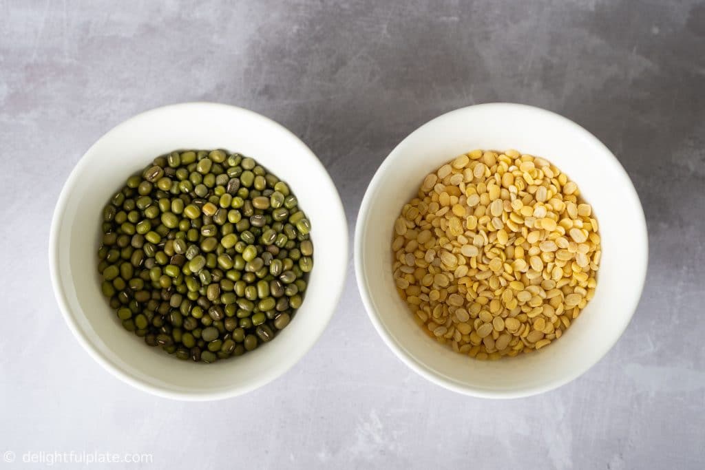 whole mung beans and split mung beans