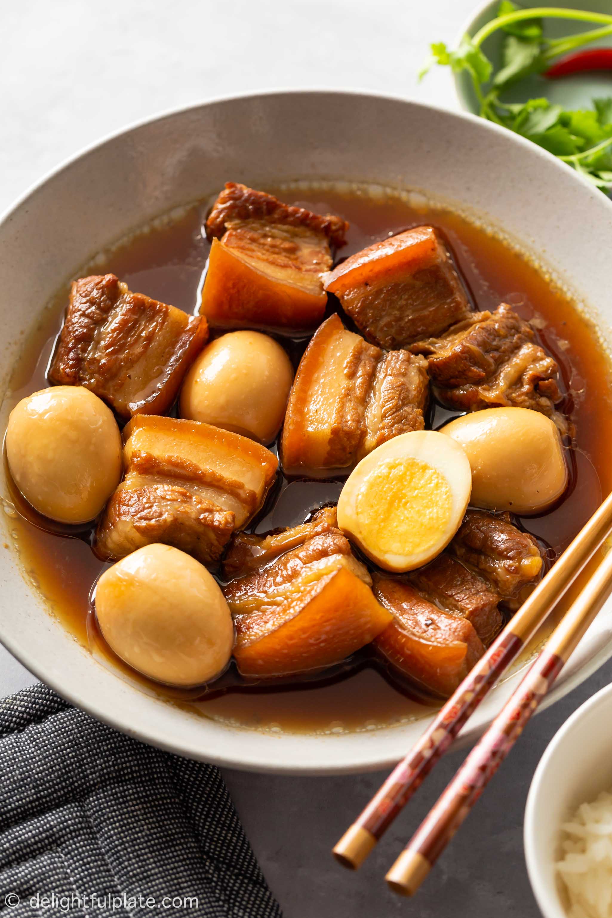 Authentic Vietnamese Caramelized Pork Belly (Thit Kho Tau) - Delightful ...