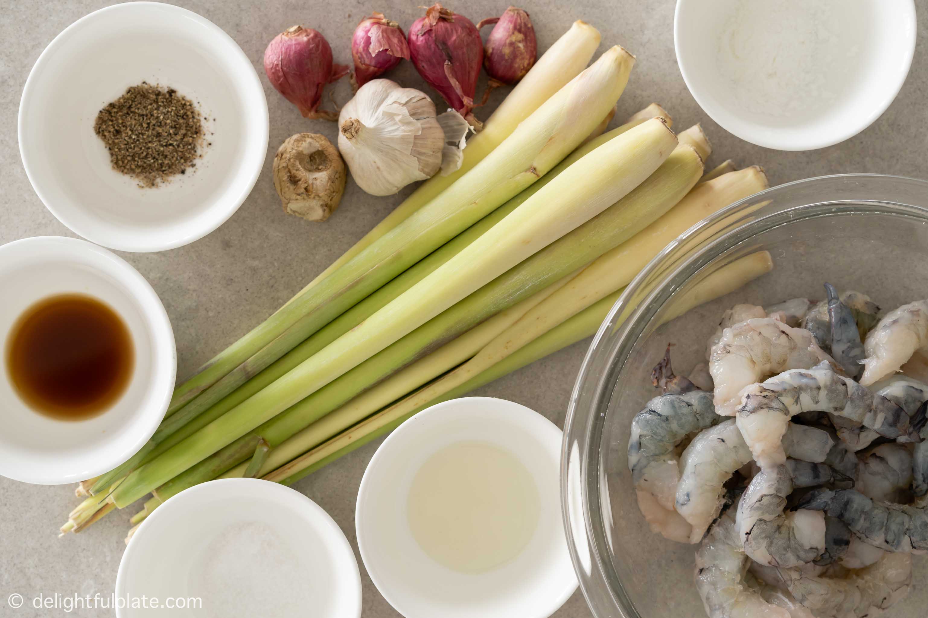 Ingredients to make Chao tom