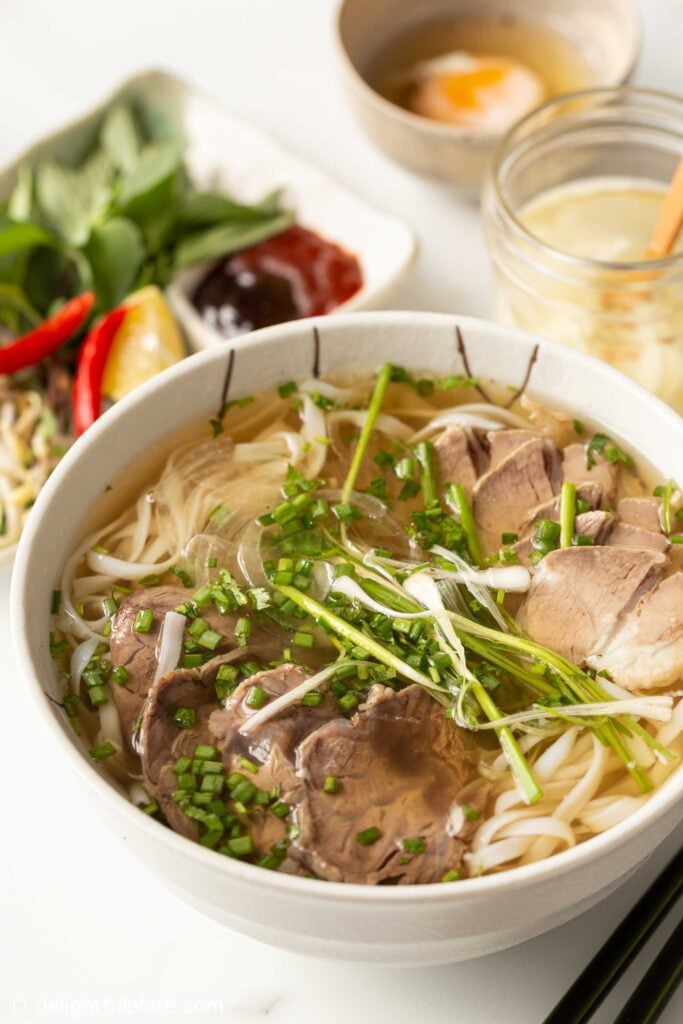 Authentic Vietnamese Beef Pho Noodle Soup (Phở Bò)