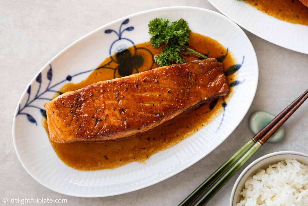 15-minute Asian Glazed Salmon - Delightful Plate