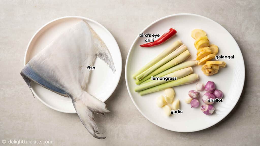 Vietnamese Grilled Fish with Lemongrass and Galangal - Delightful Plate
