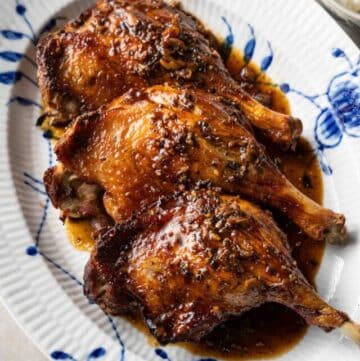 cropped-Roasted-Duck-Legs-with-Black-Pepper-Sauce.jpg