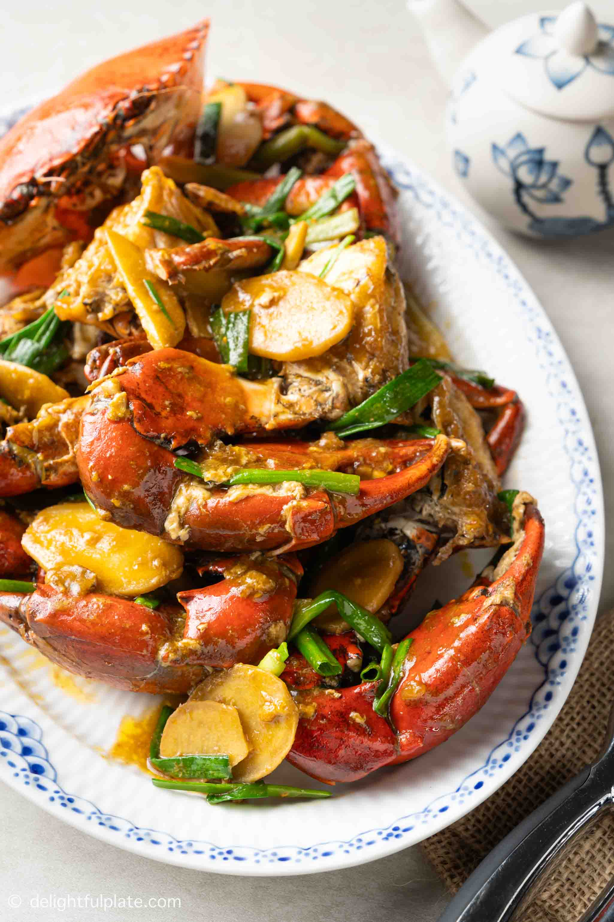 Stir-fried Crab with Ginger and Scallion