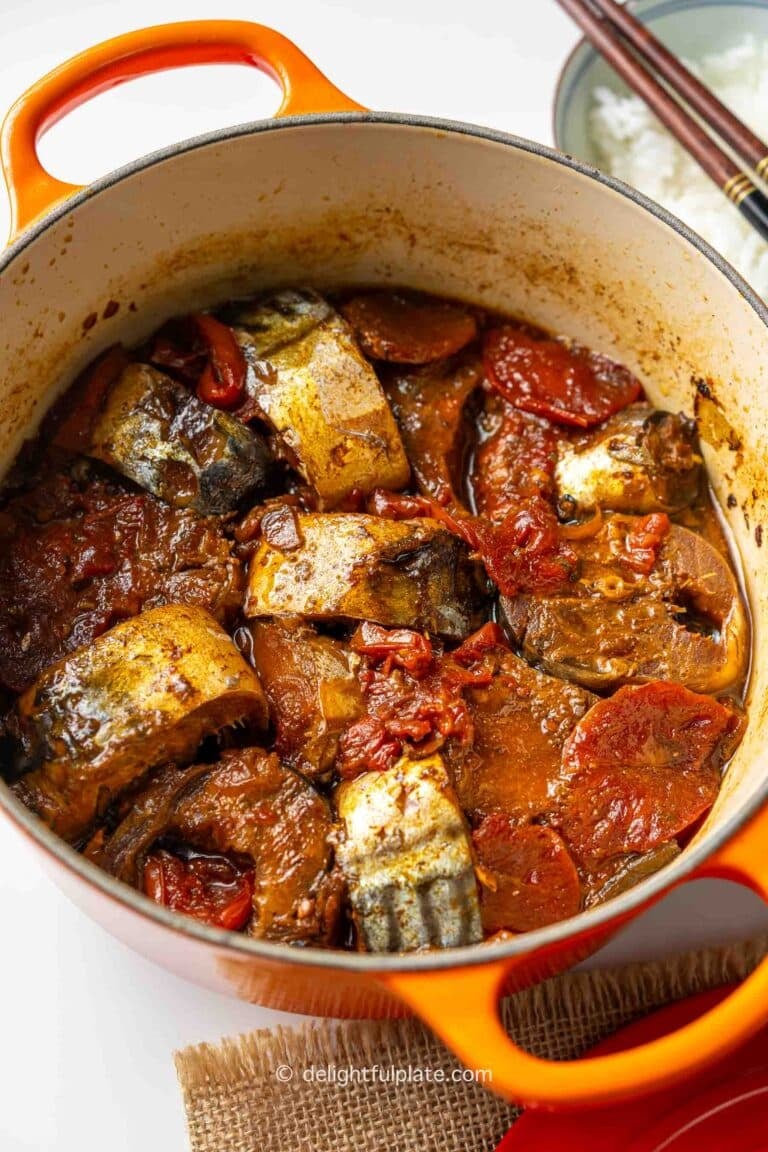 a pot of cá kho (Vietnamese caramelized fish).